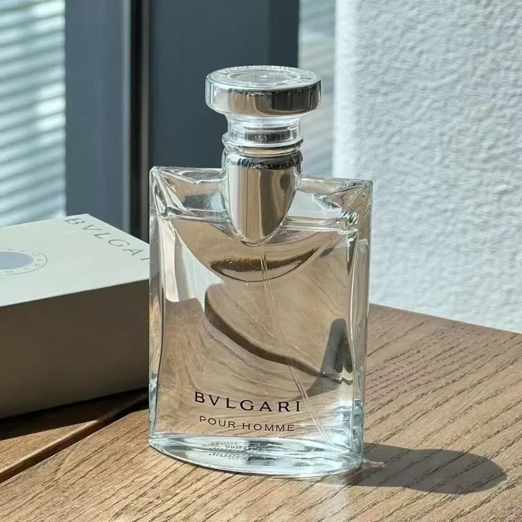 Bulgari(ブルガリ) Pour Homme(プールオム)の40代おじさん画像6