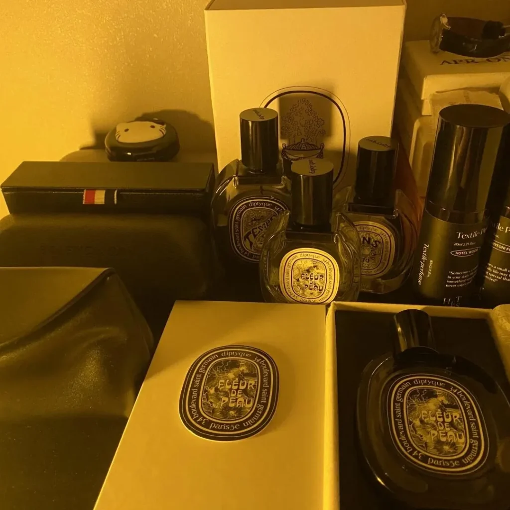 Diptyque(ディプティック) Fleur de Peau(フルールドゥポー)の40代おじさん画像2