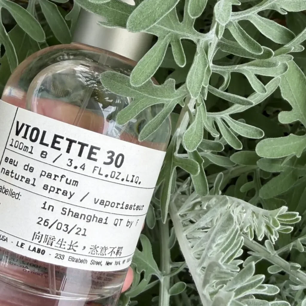Le Labo(ルラボ) Violette 30(ヴァイオレット30)の偽物画像1