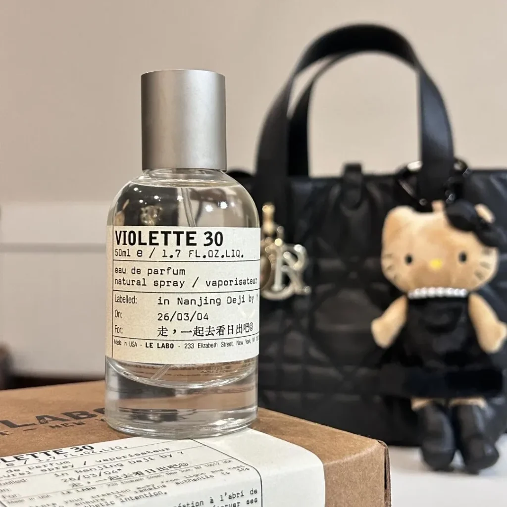 Le Labo(ルラボ) Violette 30(ヴァイオレット30)の偽物画像3