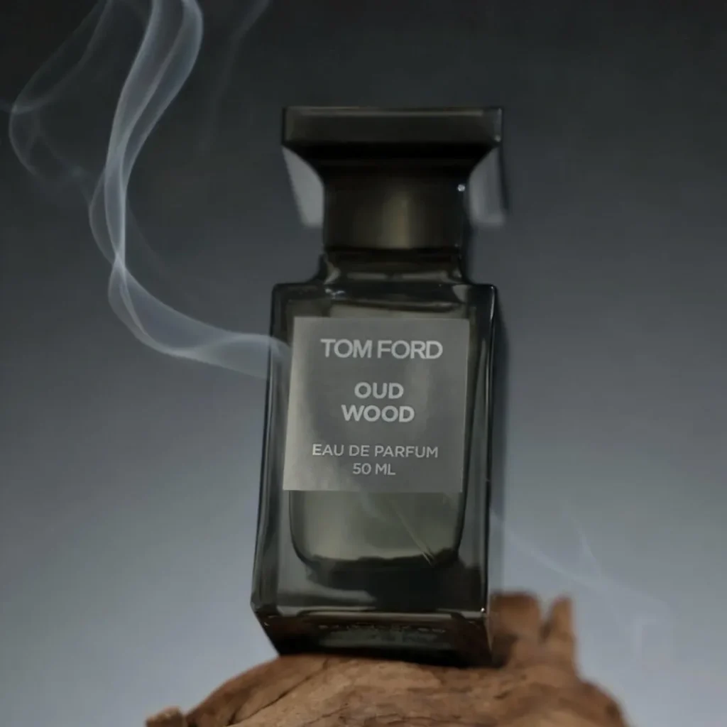 Tom Ford(トムフォード) Oud Wood(ウードウッド)の40代おじさん画像6