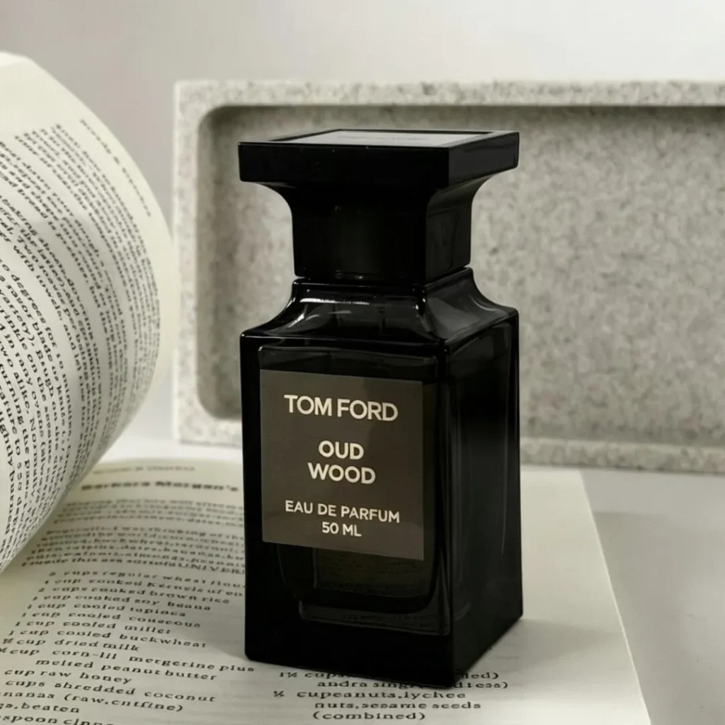 Tom Ford(トムフォード) Oud Wood(ウードウッド)の偽物画像6