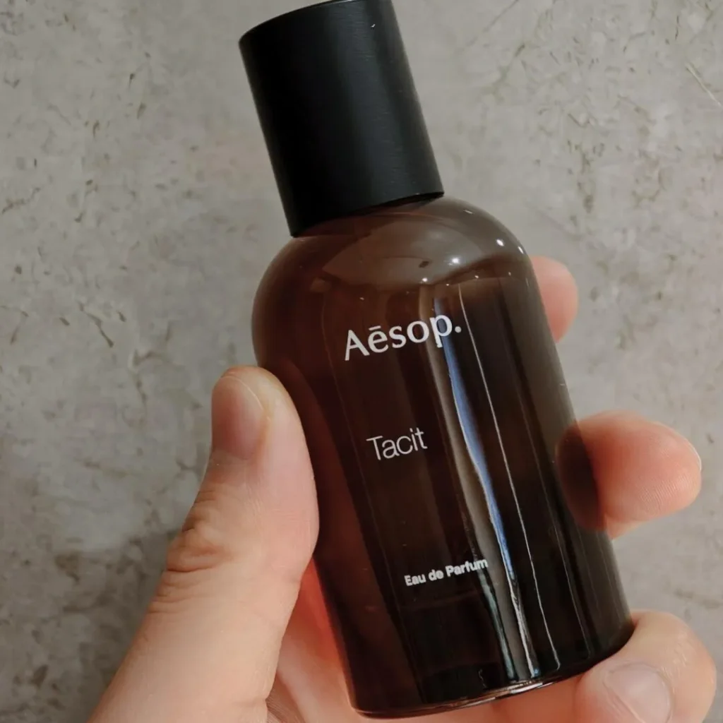 Aesop(イソップ) Tacit(タシット)の匂いは？画像2