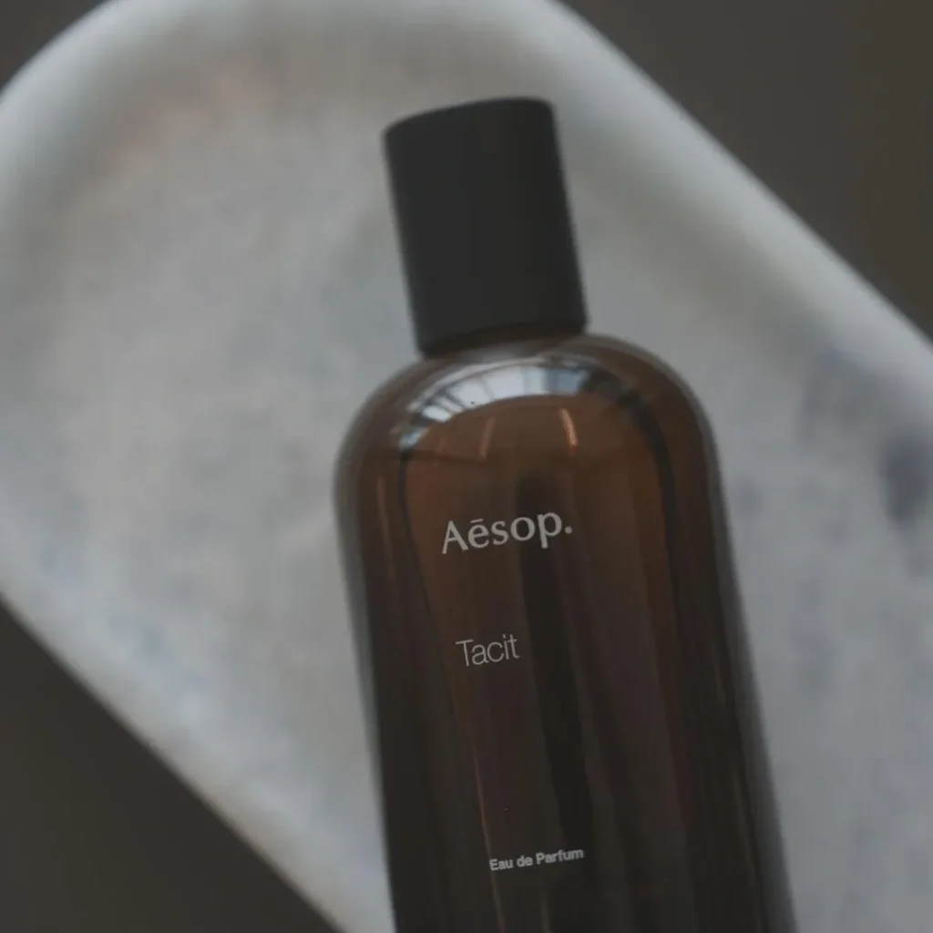 Aesop(イソップ) Tacit(タシット)の匂いは？画像4