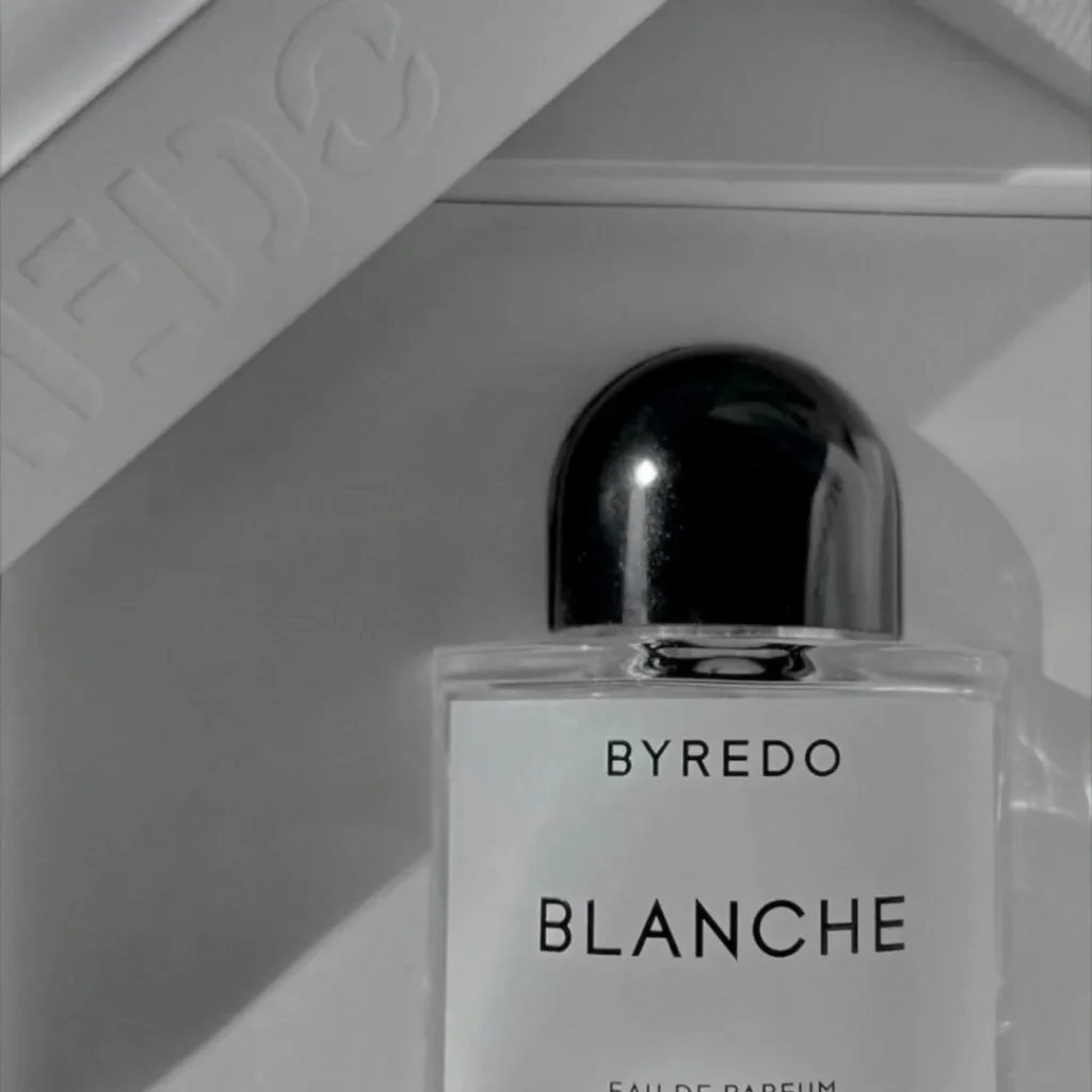 BYREDO(バイレード) BLANCHE(ブランシュ)の40代おじさん画像3