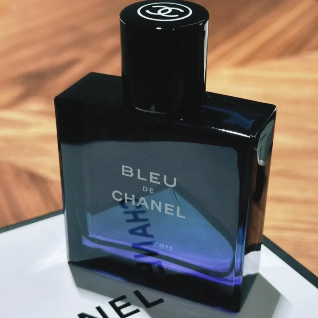 CHANEL(シャネル) Bleu de Chanel(ブルードゥシャネル)の匂いは？画像4