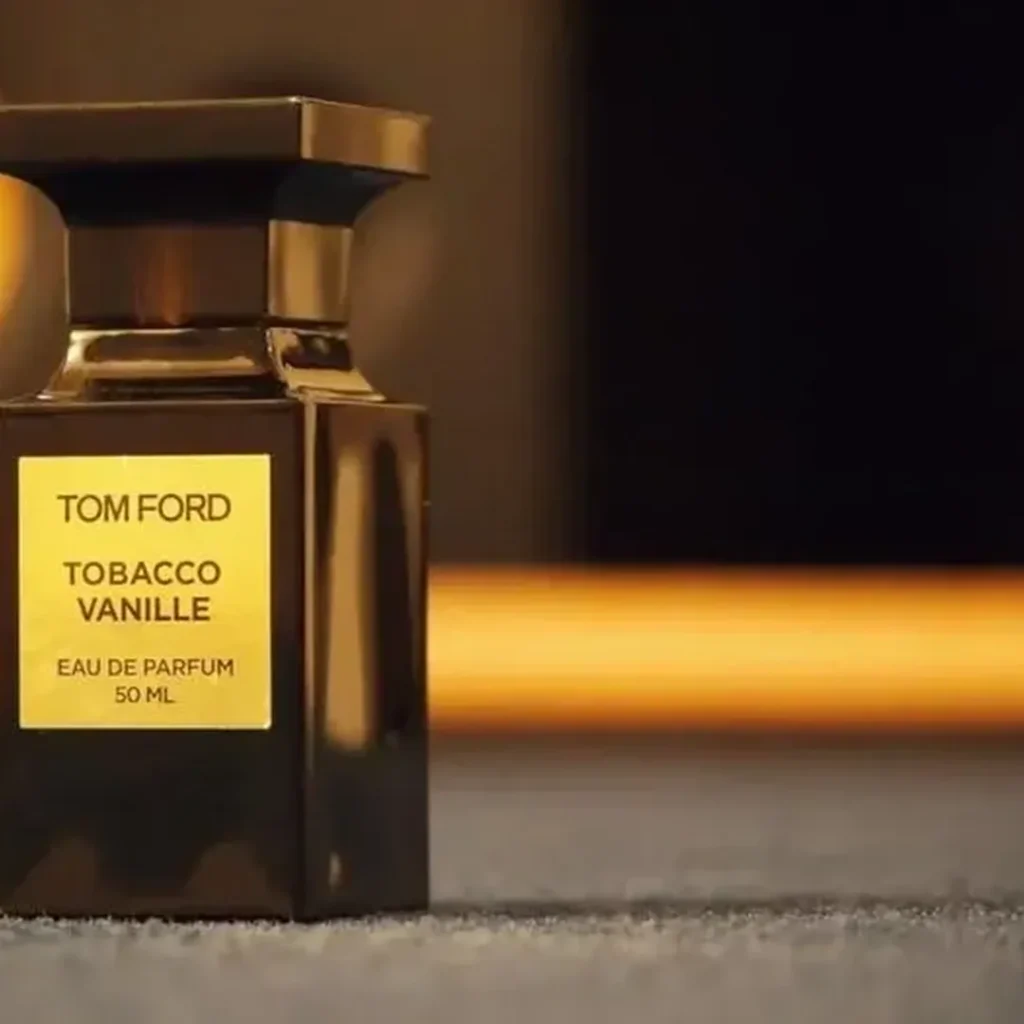 Tom Ford(トムフォード) Tobacco Vanille(タバコバニラ)の40代おじさん画像3