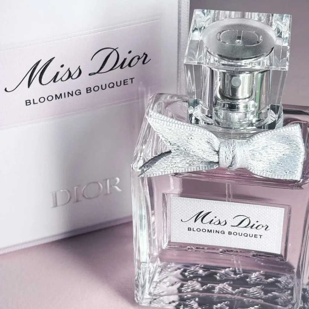 Dior(ディオール) MISS DIOR(ミスディオール)のおばさん？画像1