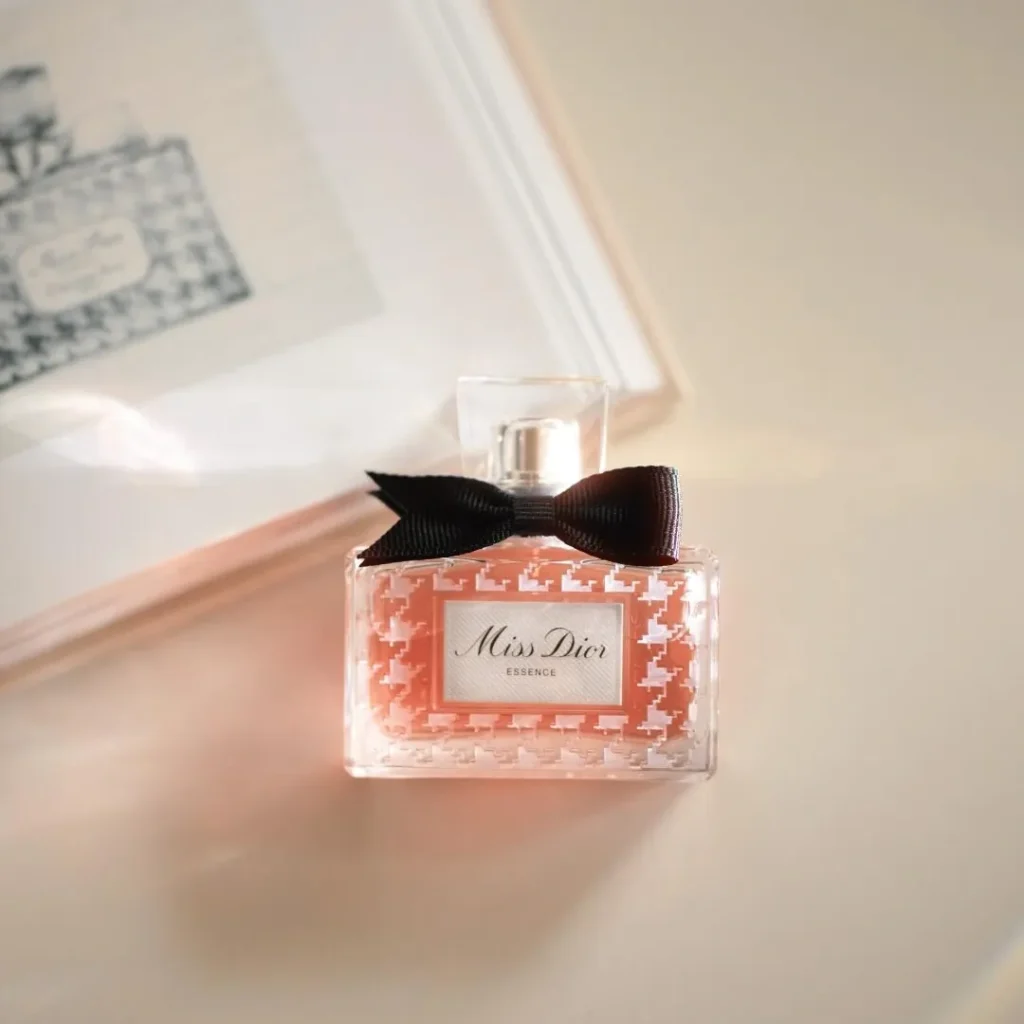 Dior(ディオール) MISS DIOR(ミスディオール)の偽物？画像5