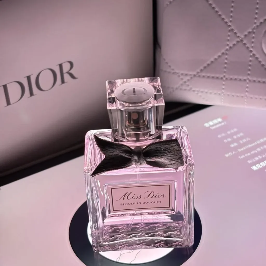Dior(ディオール) MISS DIOR(ミスディオール)の匂いは？画像6