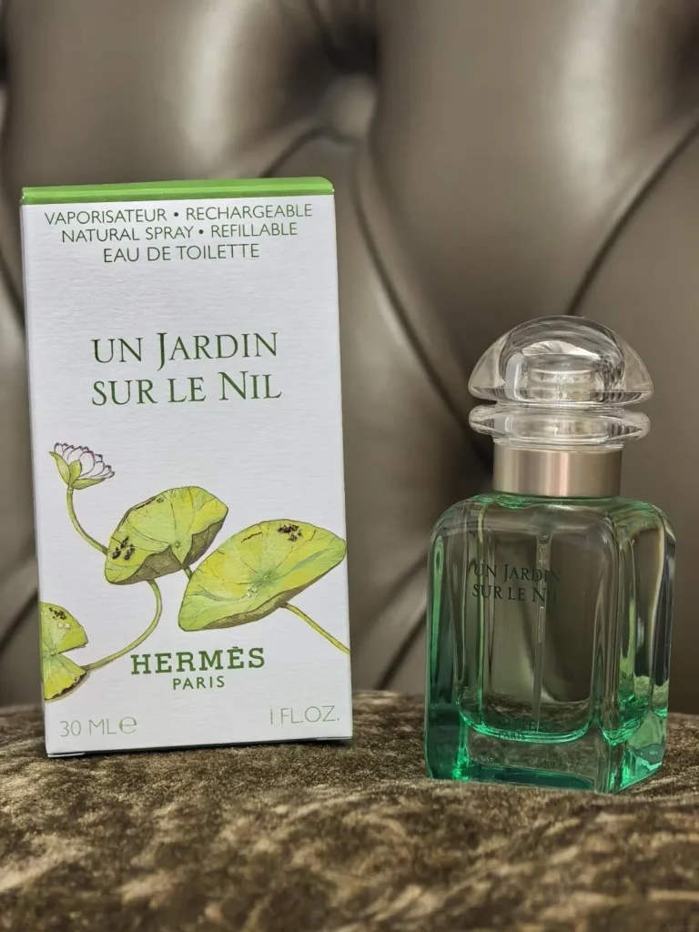 HERMES(エルメス) UN JARDIN SUR LE NIL(ナイルの庭)の偽物？画像5
