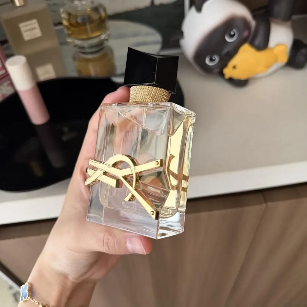 YVES SAINT LAURENT(イヴサンローラン) LIBRE(リブレ)の何歳まで？画像6