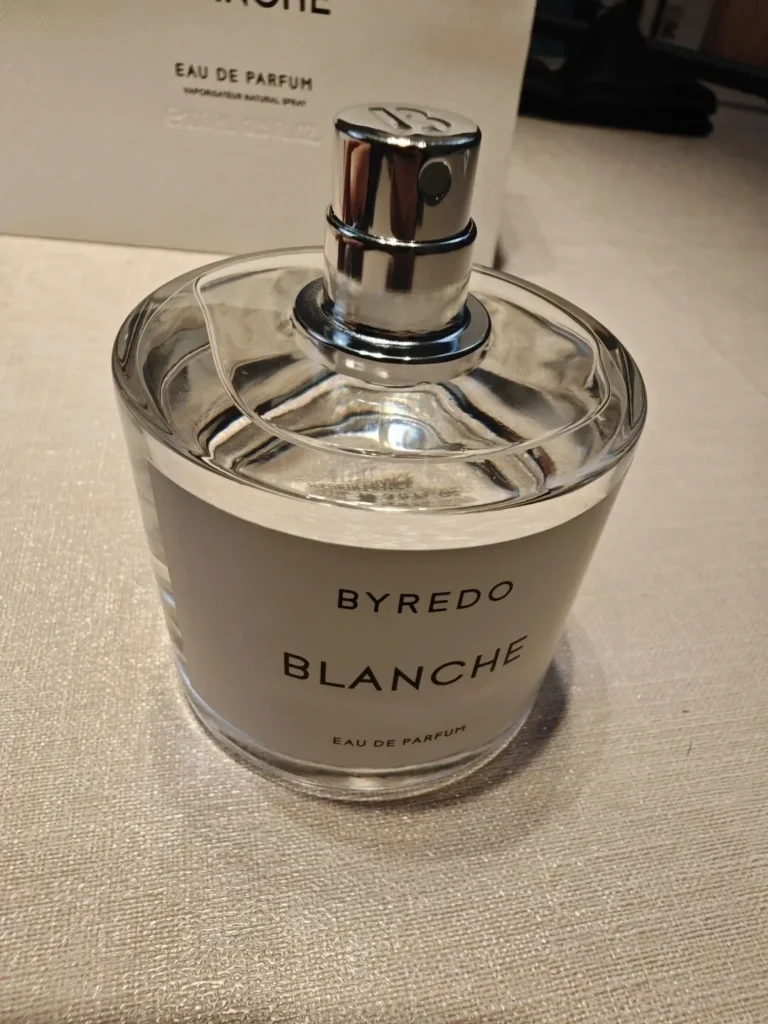 偽物の見分け方は？】BYREDO BLANCHEの見るべき4か所をプロが解説