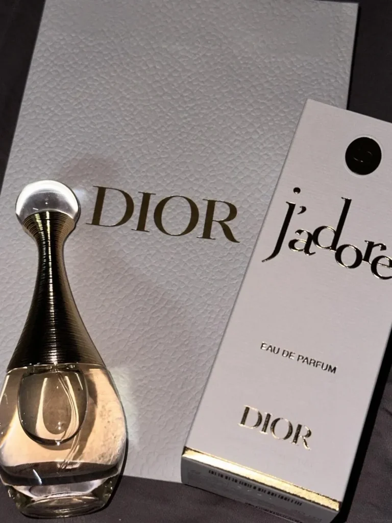 Dior(ディオール) J'ADORE(ジャドール)の偽物？画像5