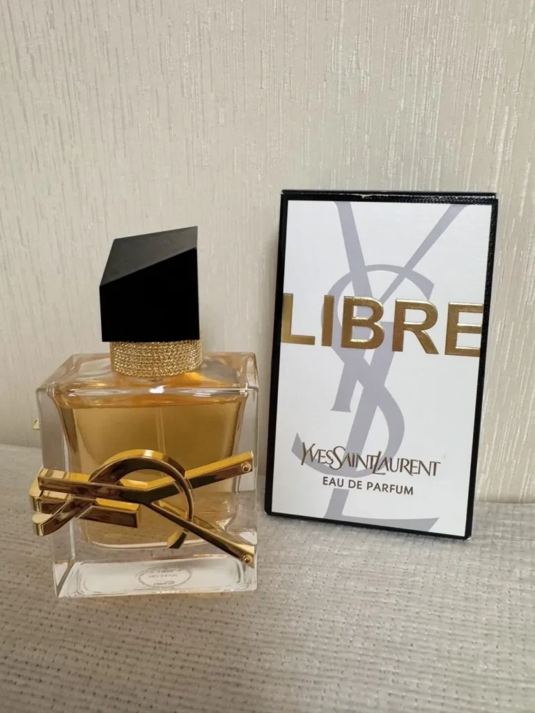 YVES SAINT LAURENT(イヴサンローラン) LIBRE(リブレ)の似てる香水は？画像4